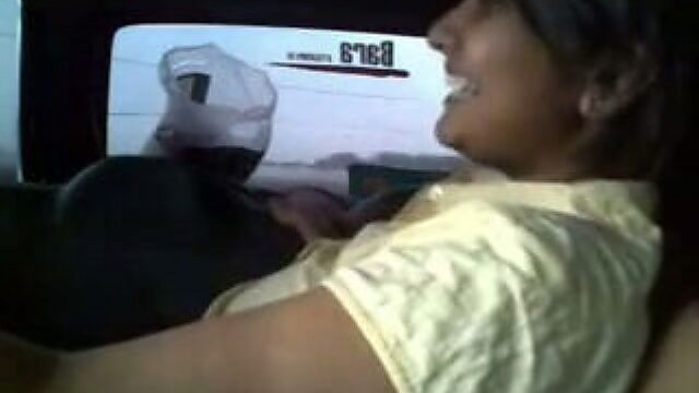 Kinky amateur Desi brunette rides her boyfriend's dick in the car