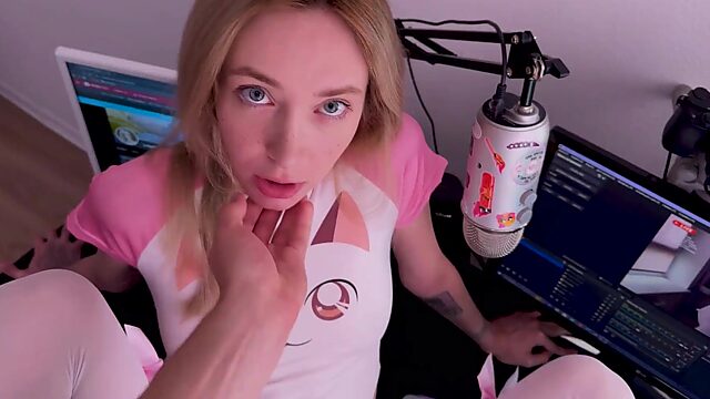 Stepsister gets busted moonlighting as a webcam model and PAYS FOR IT