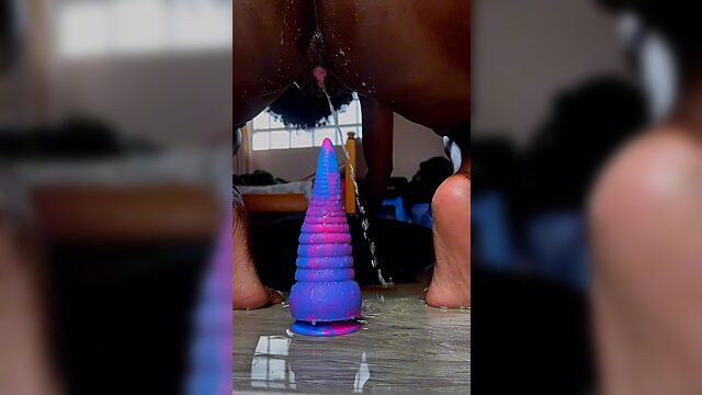 She has never squirted that much